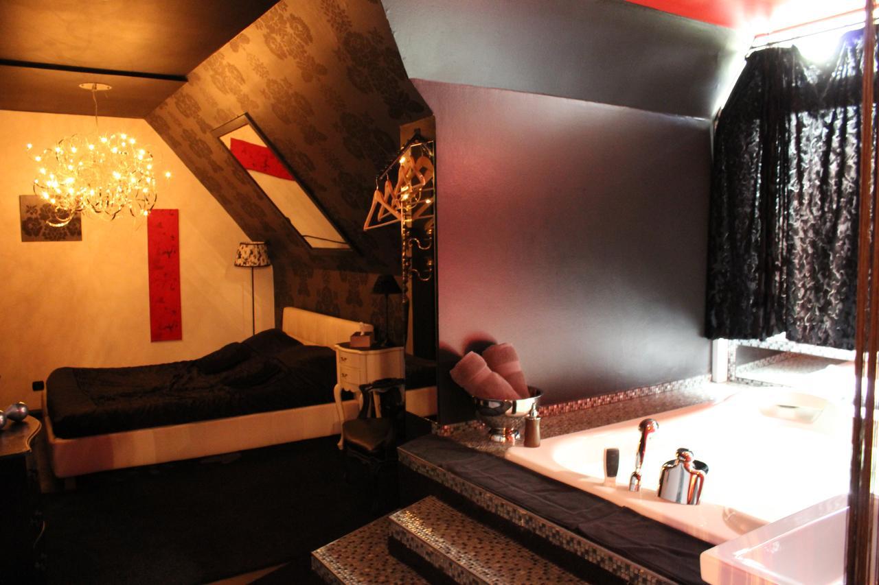 Bubble Lounge Hotel Hooglede Exterior foto