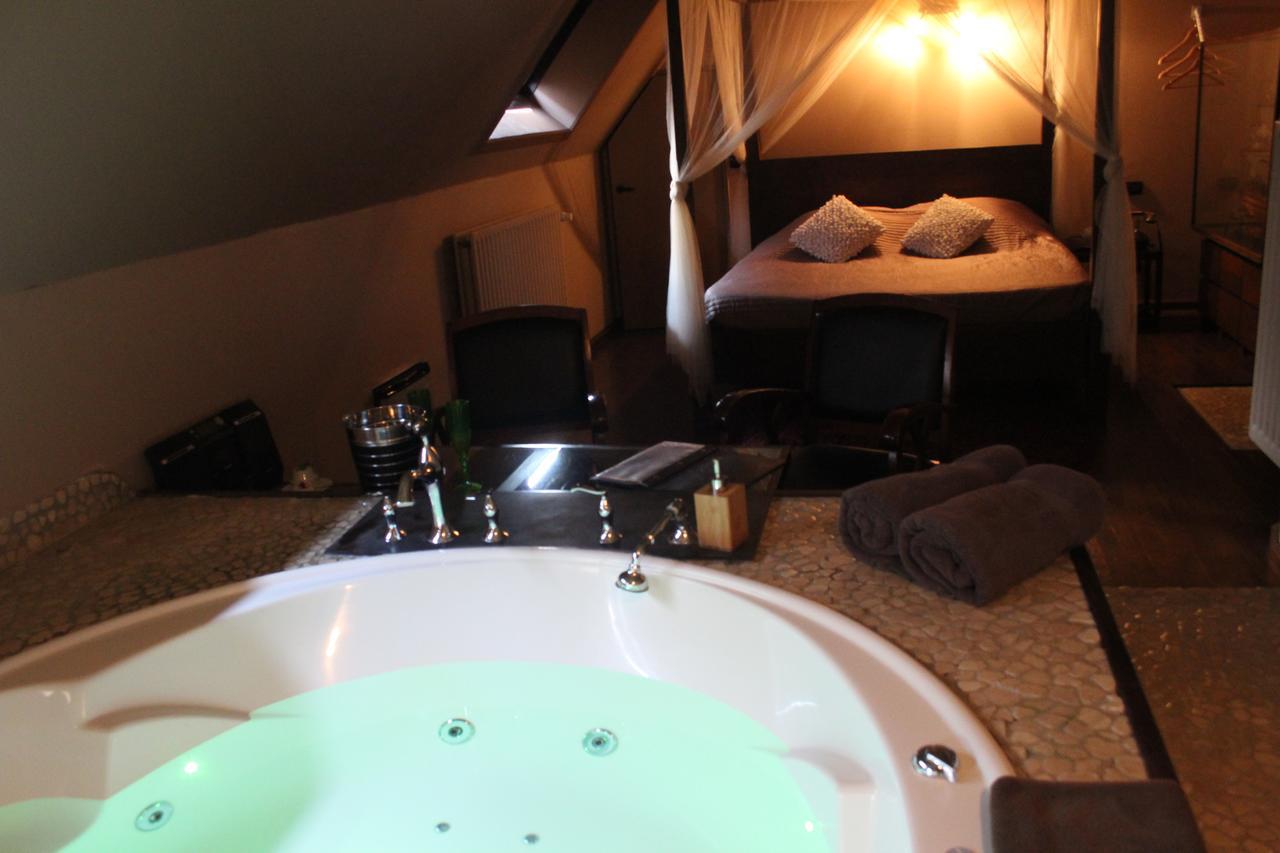 Bubble Lounge Hotel Hooglede Exterior foto